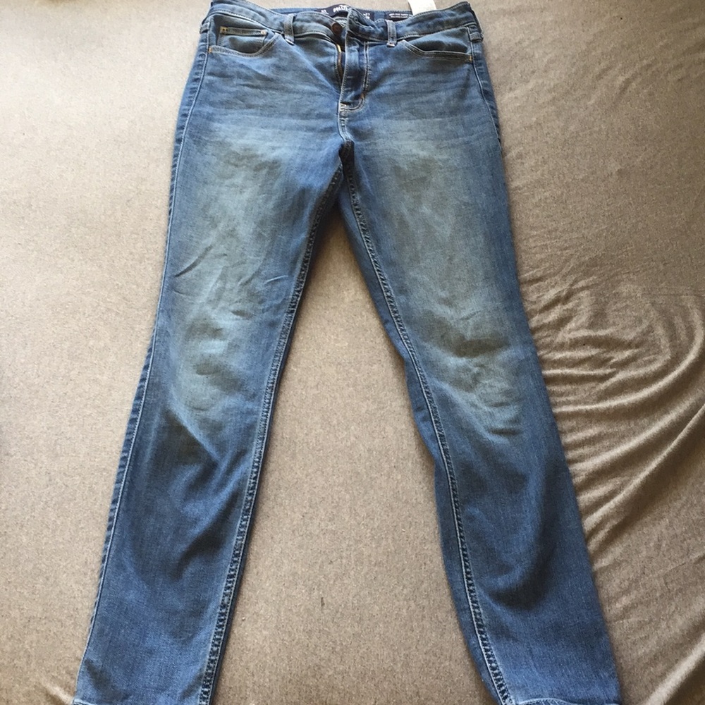 Hollister High Rise super skinny jeans